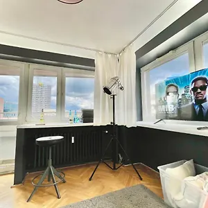 Super Silver 2xmetro Parking Wifi 300 Mb/s Nowy Netflix Hbo Appletv Filharmonia Apartament